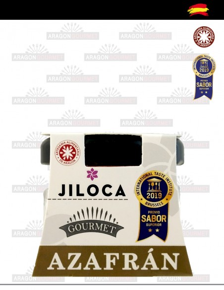 Safran dans un bocal en verre devant