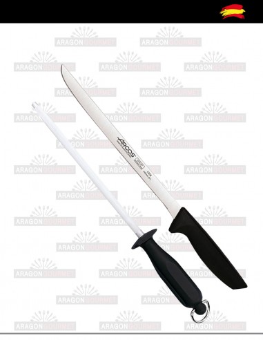 Knife and Chaira Arcos